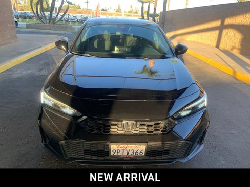 Used 2025 Honda Civic Sport image 2