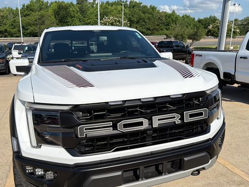 Used 2024 Ford F150 Raptor AWD/4WD image 3