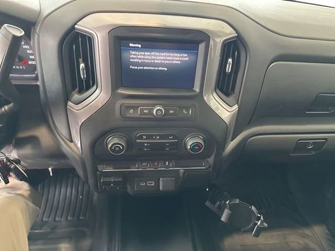 Used 2021 Chevrolet Silverado 2500 W/T w/ WT Fleet Convenience Package image 10