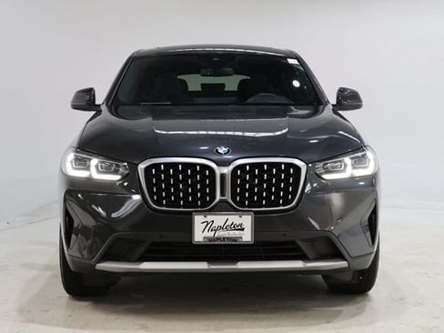 Used 2023 BMW X4 xDrive30i w/ Premium Package AWD/4WD image 2