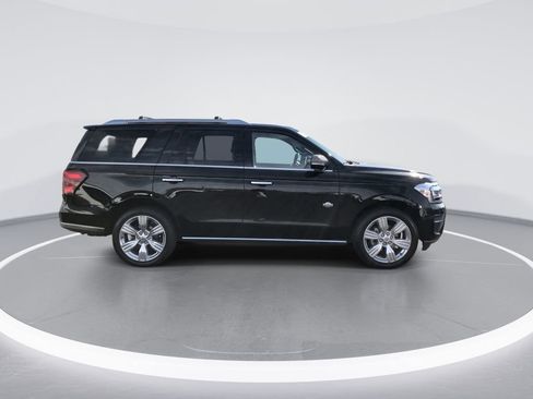 Used 2022 Ford Expedition King Ranch AWD/4WD image 9