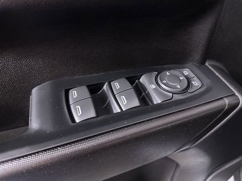 Used 2023 Chevrolet Silverado 1500 Custom image 24