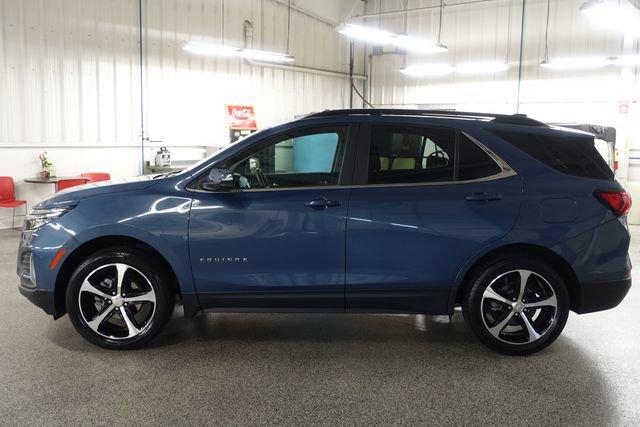 Used 2024 Chevrolet Equinox LT AWD/4WD image 4
