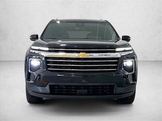 Used 2025 Chevrolet Traverse LT FWD video 3