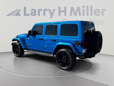Used 2021 Jeep Wrangler Unlimited Sahara w/ Safety Group AWD/4WD image 3