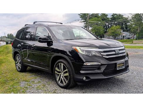 Used 2017 Honda Pilot Elite image 3