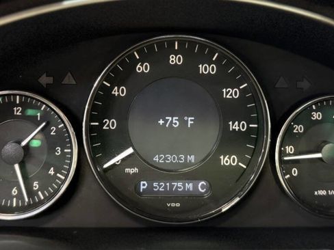 Used 2006 Mercedes-Benz CLS 500 image 16