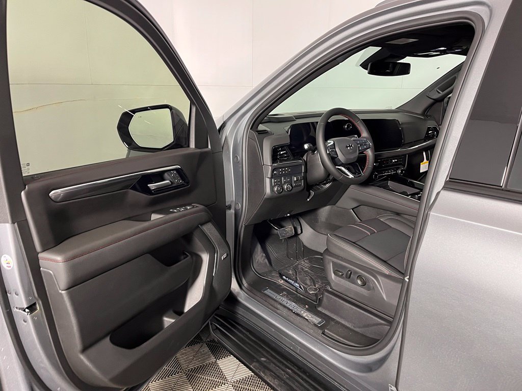 New 2026 Chevrolet Tahoe RST w/ Comfort Package AWD/4WD image 7