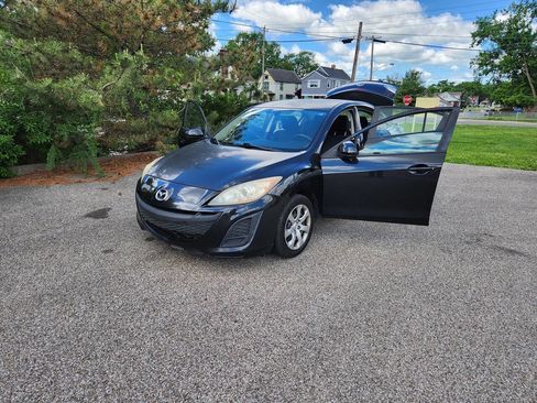 Used 2011 MAZDA MAZDA3 i Sport FWD image 19