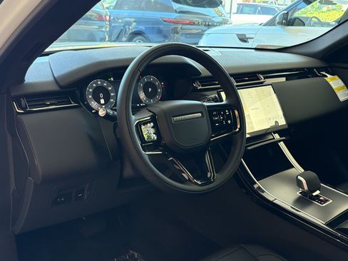 New 2026 Land Rover Range Rover Velar S AWD/4WD image 4