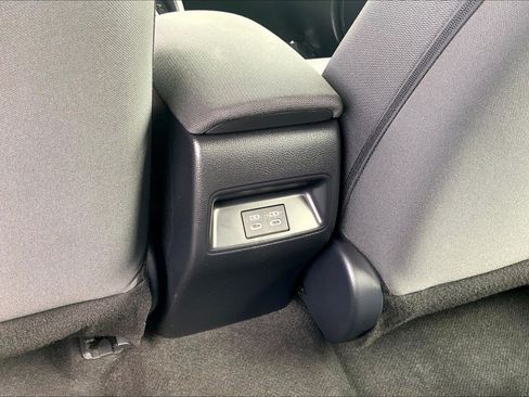 Used 2025 Toyota Corolla LE FWD image 39
