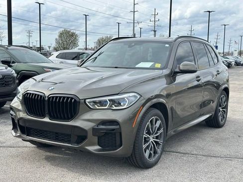 Used 2022 BMW X5 xDrive40i w/ M Sport Package image 13