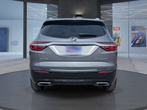 Used 2018 Buick Enclave Essence w/ Trailering Package image 5