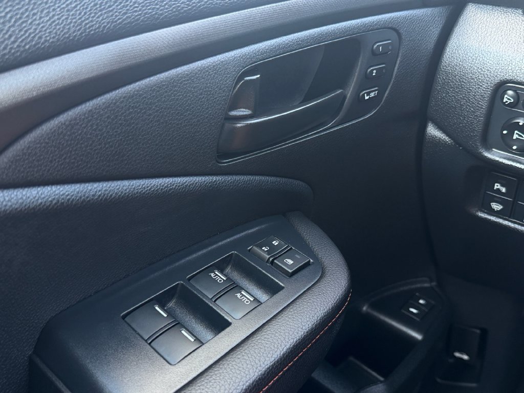 Used 2025 Honda Passport TrailSport image 21