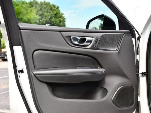 Used 2023 Volvo S60 B5 Plus w/ Climate Package image 12