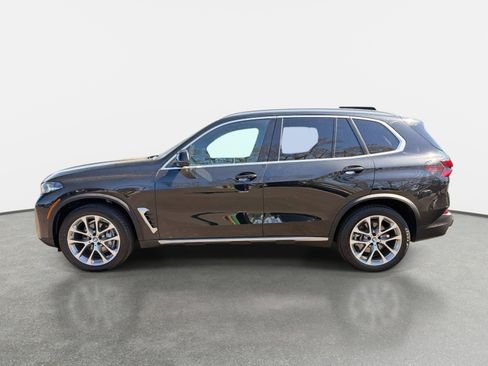 Used 2025 BMW X5 xDrive40i w/ Premium Essential Package AWD/4WD image 6
