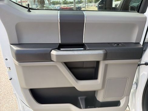 Used 2018 Ford F150 XLT RWD image 13