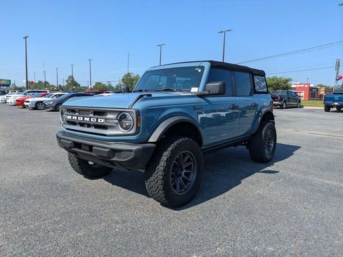 Used 2023 Ford Bronco 4-Door AWD/4WD image 9