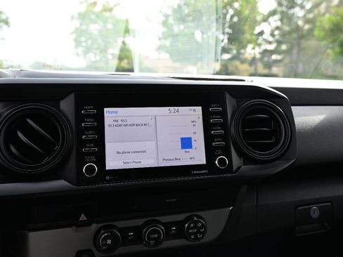 Used 2020 Toyota Tacoma SR RWD image 16
