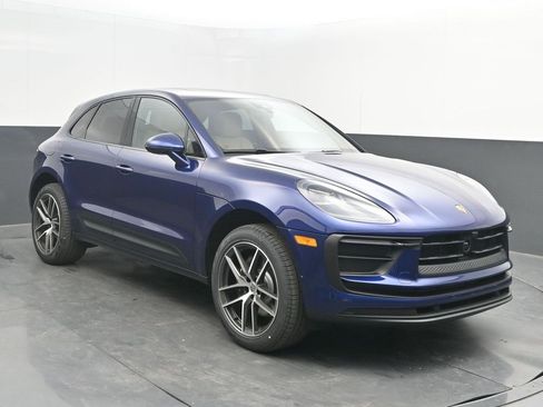 New 2026 Porsche Macan image 1