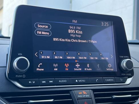 Certified 2023 Nissan Altima 2.5 SR FWD image 20