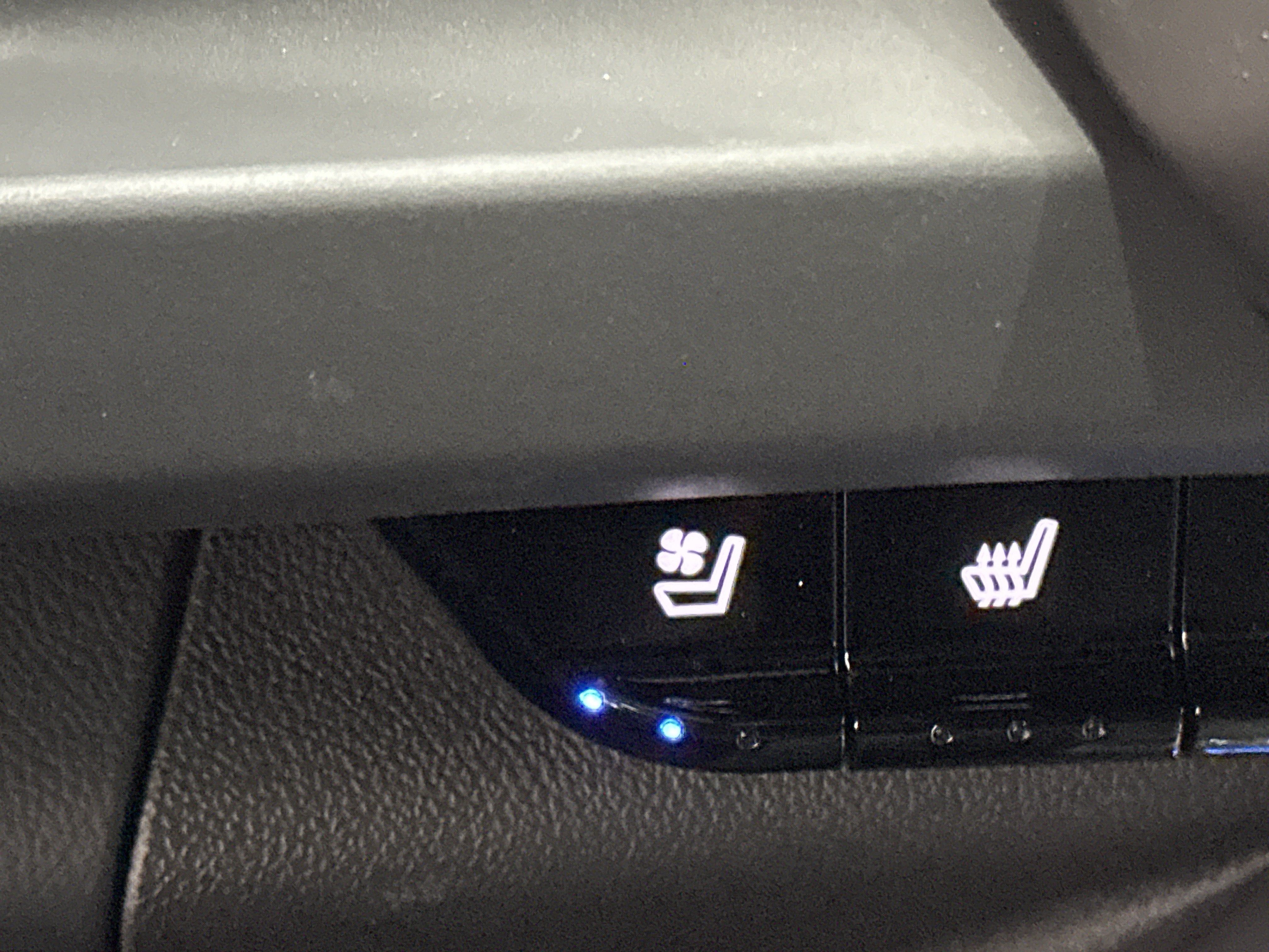 Used 2024 Chevrolet Camaro ZL1 RWD image 34