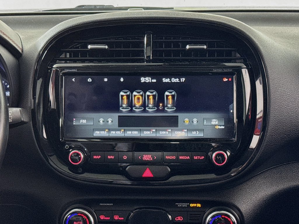 Used 2022 Kia Soul Turbo FWD image 15