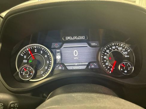 Used 2025 RAM 1500 Big Horn AWD/4WD image 23