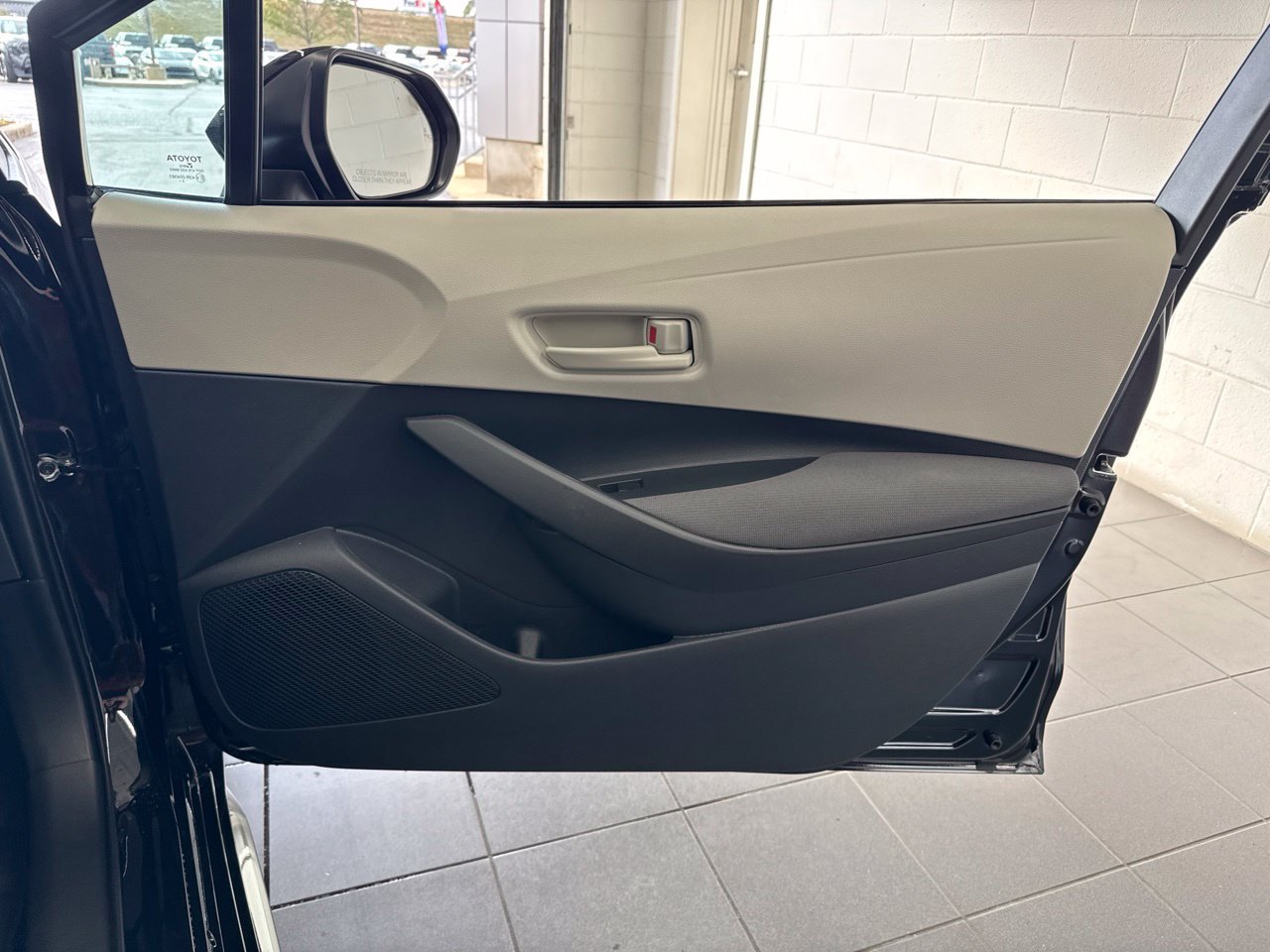 Used 2026 Toyota Corolla LE FWD image 51