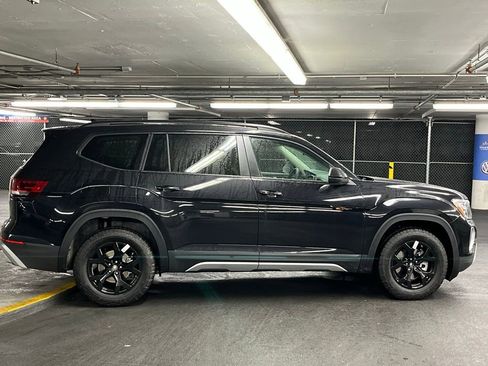 New 2026 Volkswagen Atlas Peak Edition AWD/4WD image 41
