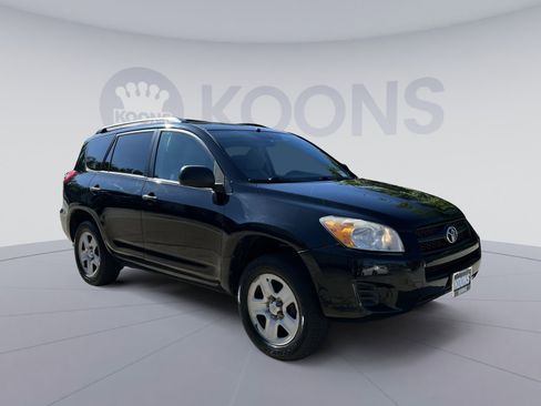 Used 2012 Toyota RAV4 4WD w/ Value Pkg image 2