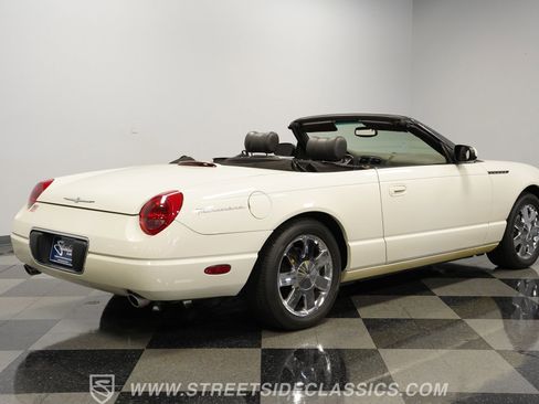 Used 2002 Ford Thunderbird image 12
