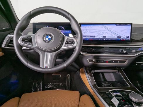Used 2025 BMW X5 xDrive40i w/ M Sport Package AWD/4WD image 24