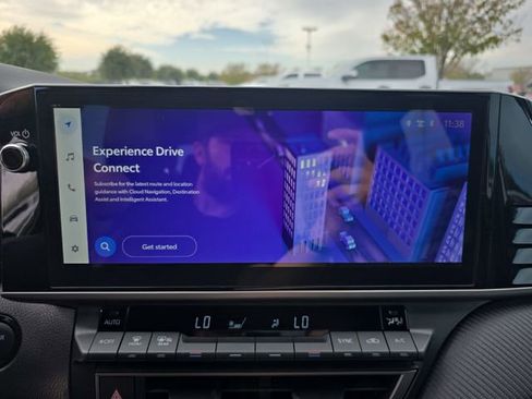 Certified 2025 Toyota Camry SE image 21