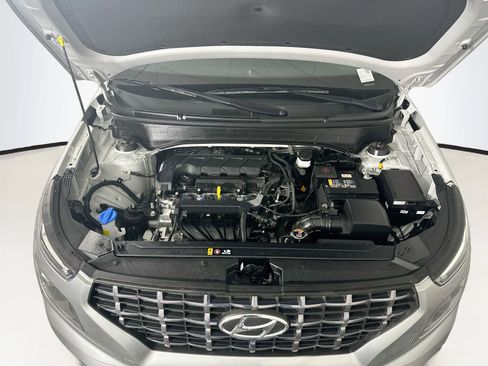 Used 2025 Hyundai Venue SEL FWD image 33