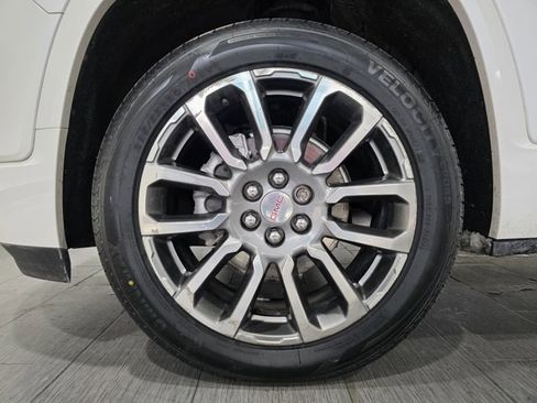 Used 2022 GMC Acadia Denali w/ Denali Ultimate Package image 24