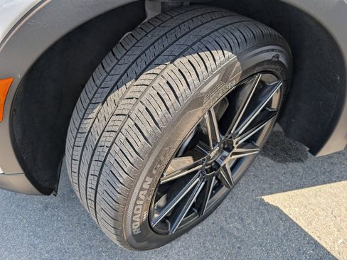 Used 2021 Cadillac XT4 Luxury w/ Cold Weather Package image 21