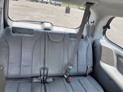 Used 2014 Kia Sedona EX w/ Navigation Package FWD image 20