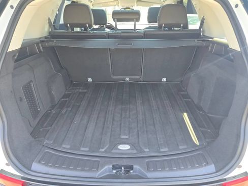 Used 2017 Land Rover Discovery Sport HSE AWD/4WD image 14