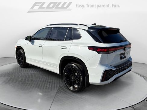 New 2026 Volkswagen Tiguan SE R-Line AWD/4WD image 5