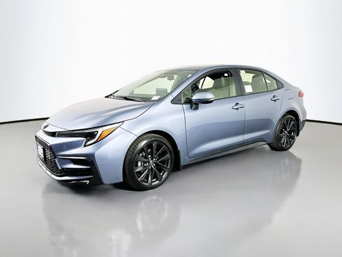 New 2026 Toyota Corolla XSE image 3