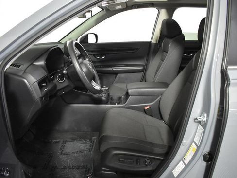 Used 2025 Honda CR-V EX image 11