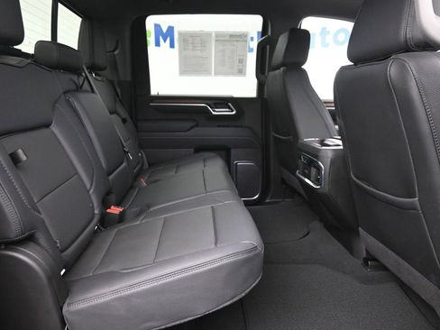 Used 2025 GMC Sierra 2500 Denali w/ Technology Package image 8