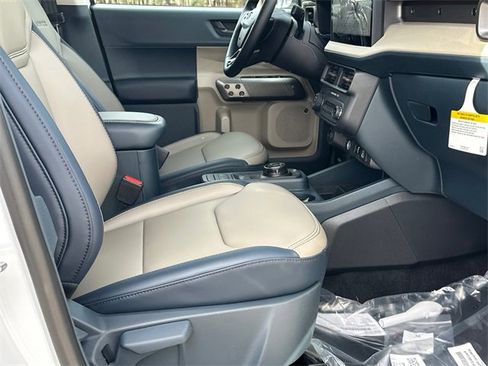 New 2026 Ford Maverick Lariat w/ 4K Tow Package image 13