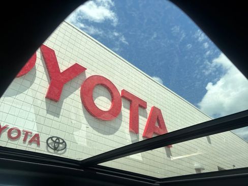 New 2026 Toyota Tundra Limited AWD/4WD image 18