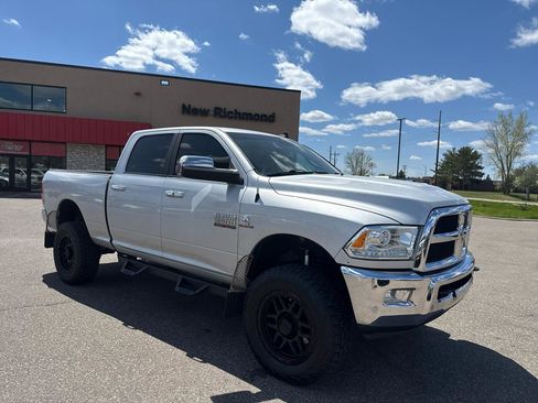 Used 2018 RAM 2500 Laramie AWD/4WD image 7