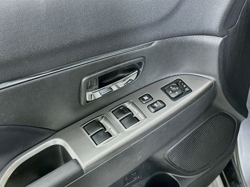 Used 2024 Mitsubishi Outlander Sport AWD image 15