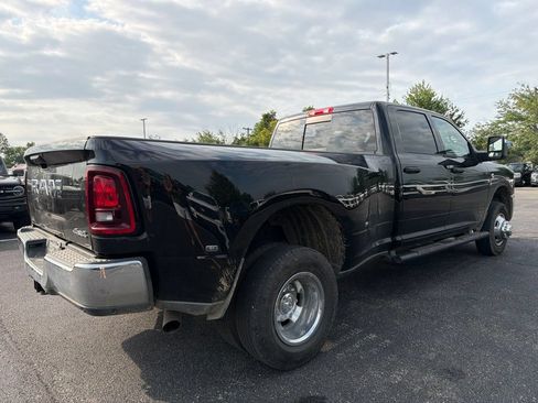 Used 2026 RAM 3500 Tradesman AWD/4WD image 3