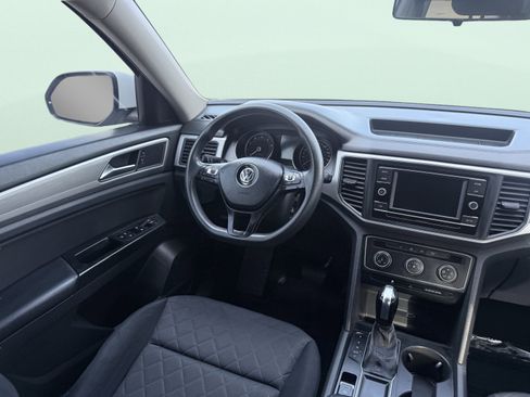 Used 2018 Volkswagen Atlas S image 40
