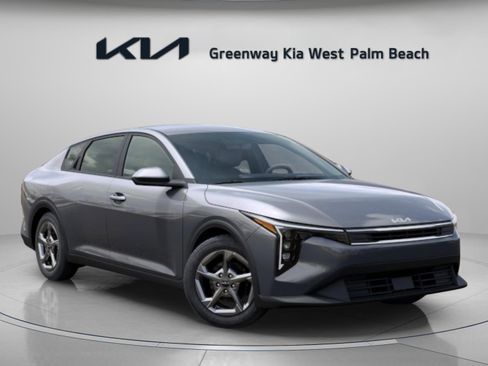 New 2026 Kia K4 LXS image 1